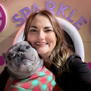 Meet your Posher, Amy and Barbie (the Frenchie)